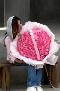 دسته گل رز هلندی 100 تایی