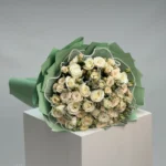 خرید دسته گل پرنسا کد D01 برند سی گل ارسال فوری تهران